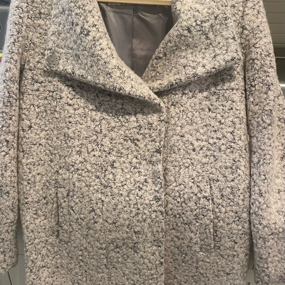 Kenneth Cole Gray Coat - NEVER WORN - Picture 2 of 2